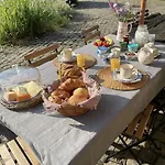 Bed & Breakfast La Madeleine De Proust Leonie Juprelle