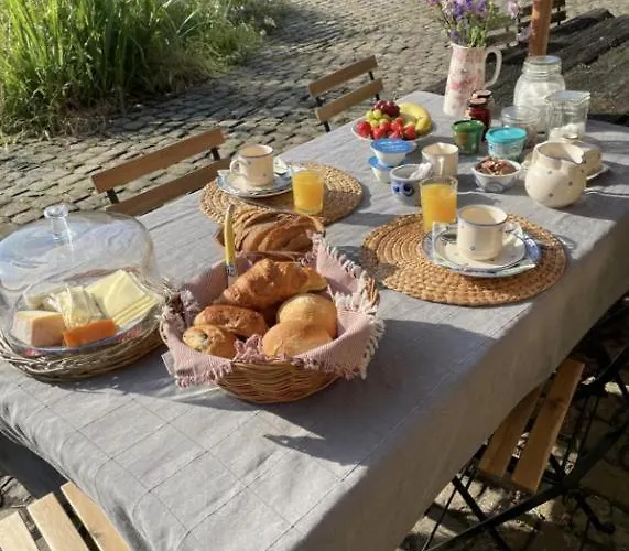 Bed & Breakfast La Madeleine De Proust Leonie Juprelle